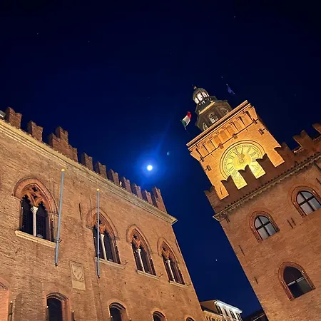 House Of Lovers - Magnificent View In The Heart Of Bologna