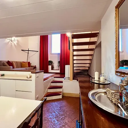 House Of Lovers - Magnificent View In The Heart Of