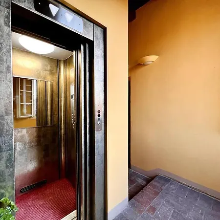Apartment House Of Lovers - Magnificent View In The Heart Of *