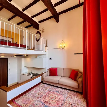 House Of Lovers - Magnificent View In The Heart Of Bologna